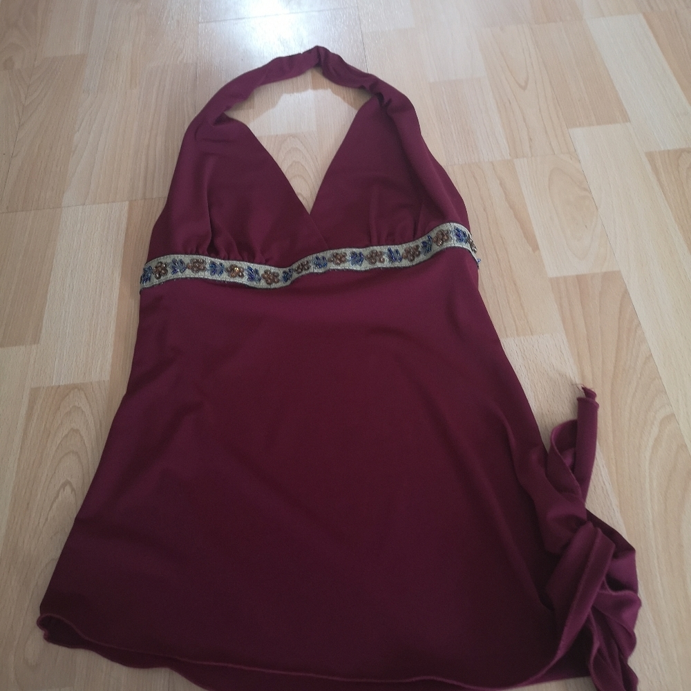 Beaded burgundy around the neck tank top
